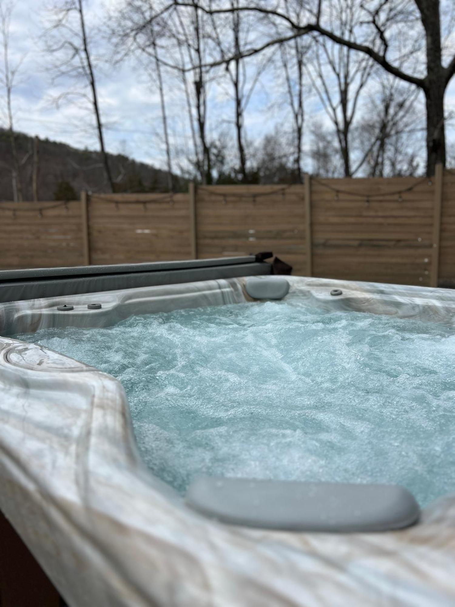 Cozy Cottage, Hot Tub, Fire Pit, 15Min To Hudson And Hiking Catskill Luaran gambar